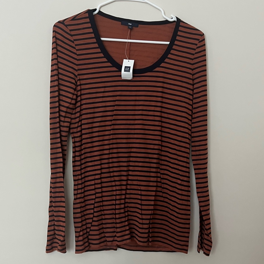 NWT Gap Long Sleeve Striped Burnt Orange and Black shirt in size S